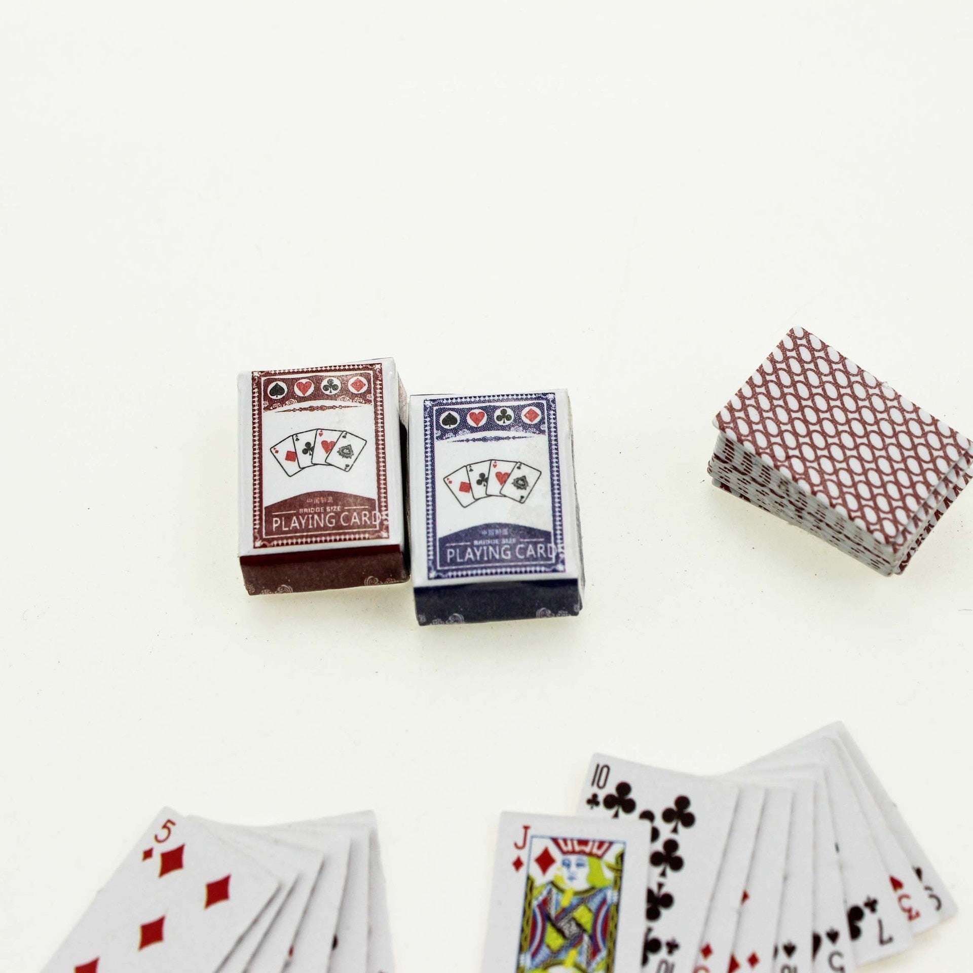 Mini Cute 1:12 Dollhouse Miniatures Poker Home Decoration Poker Cards Playing Game for Doll Kawaii Accessories