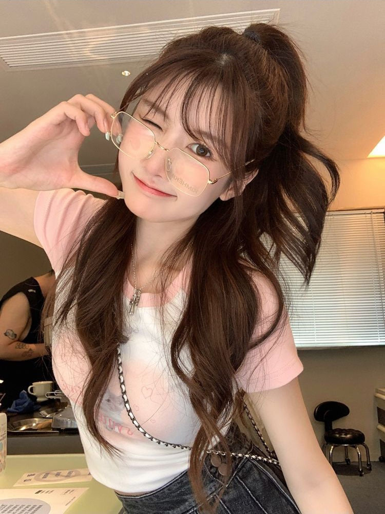 Hikigawa Fashion Y2k Crop Tops kawaii Harajuku Short-sleeved women's cute heart print Slim Fit Tees Sexy Irregular Goth Tshirts