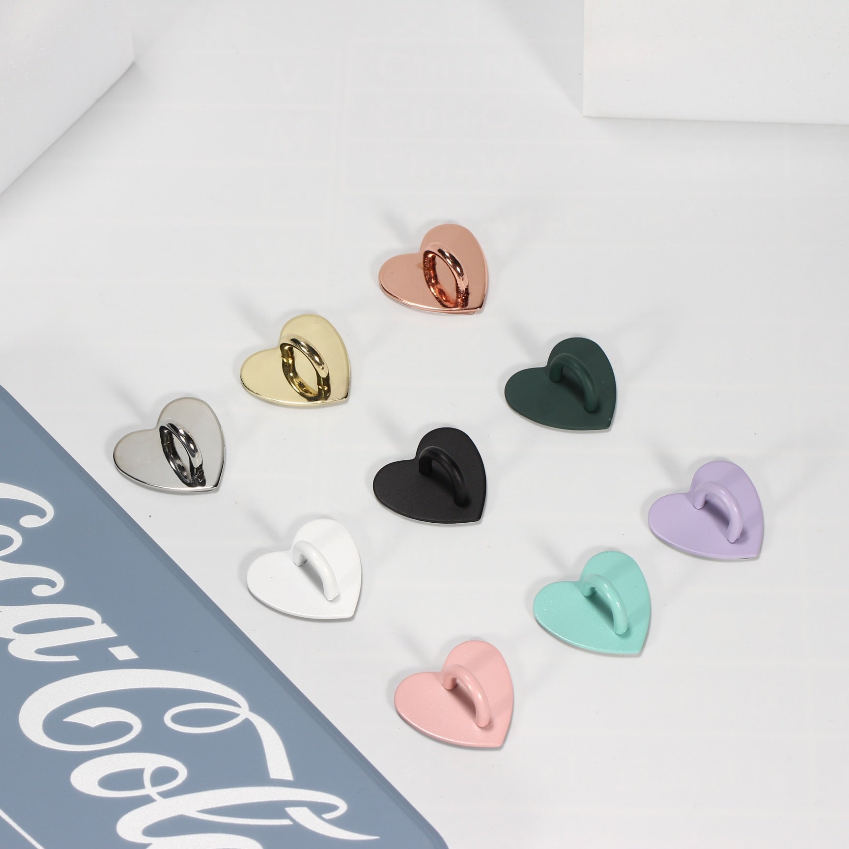 Kawaii Adhesive Metal Heart Phone Charm Holder Mobile Phone Case Finger Ring Stand Hooks Buckle Charms Clasp Accessories Pendant